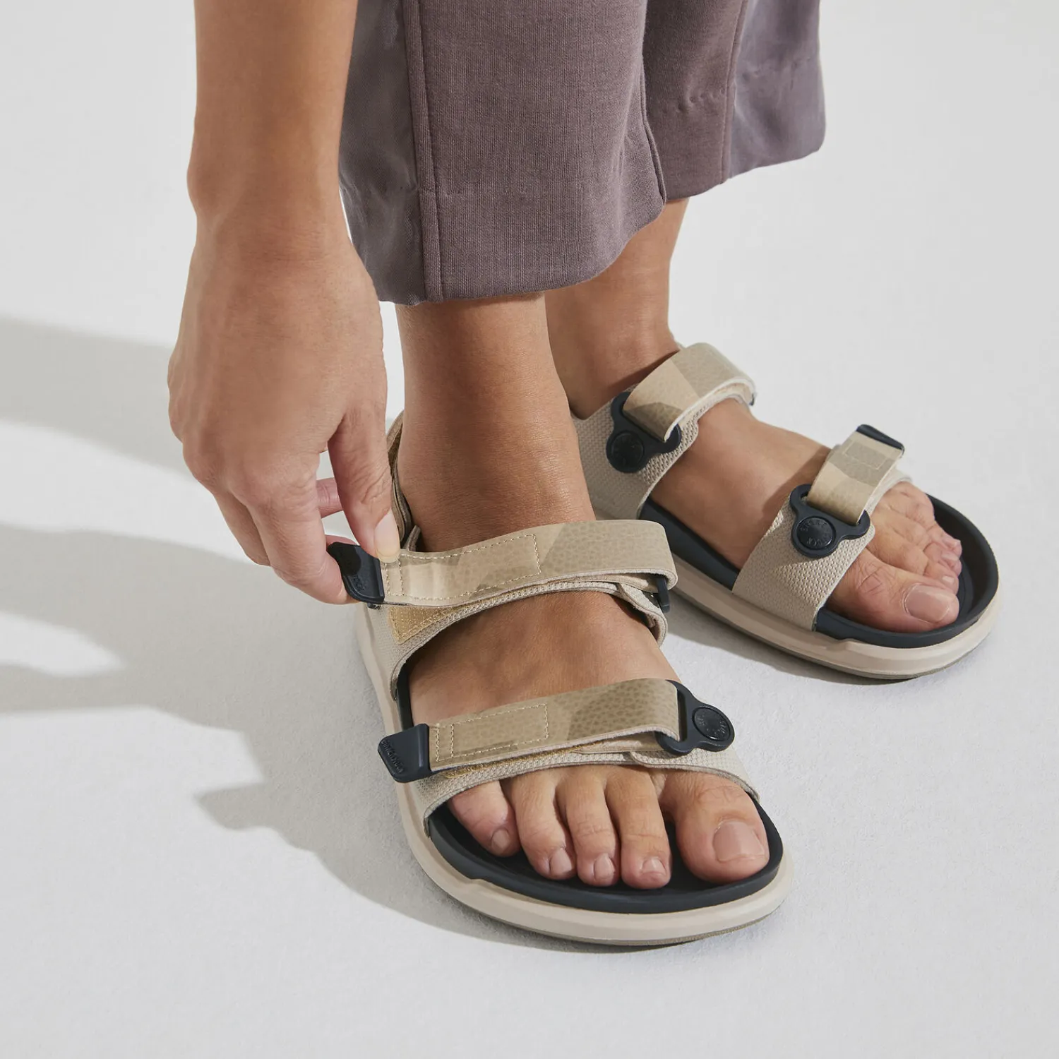 Cheap Birkenstock Kalahari Femme Futura Geometric Camo Beige