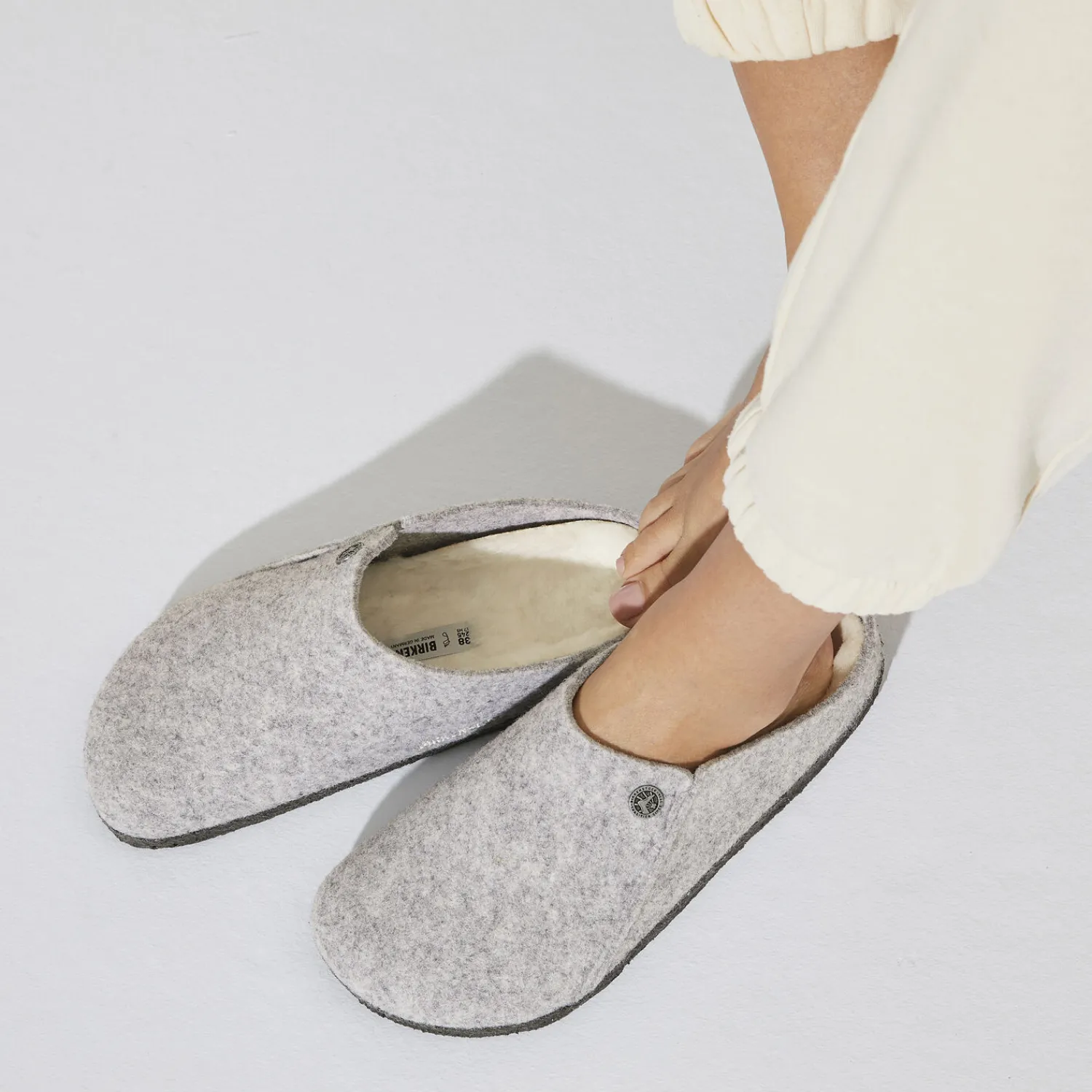 Cheap Birkenstock Zermatt En Fourrure D'Agneau Light Grey
